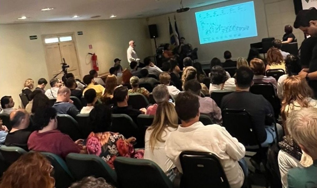 Leia mais sobre o artigo Vitória é a capital brasileira com maior acesso da população a bibliotecas e concertos, revela pesquisa inédita