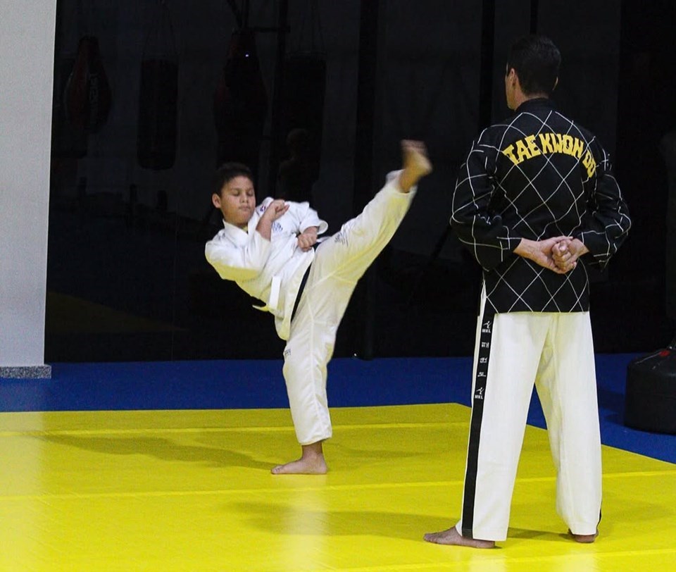 Leia mais sobre o artigo Sesport sedia Exame Estadual de faixa preta e dan de taekwondo