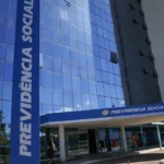 Fila do INSS cai ao menor nível em 21 meses, com 1,8 milhão de pedidos